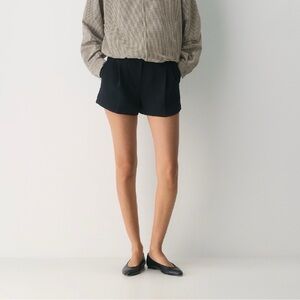 The effortless short - mini crepette